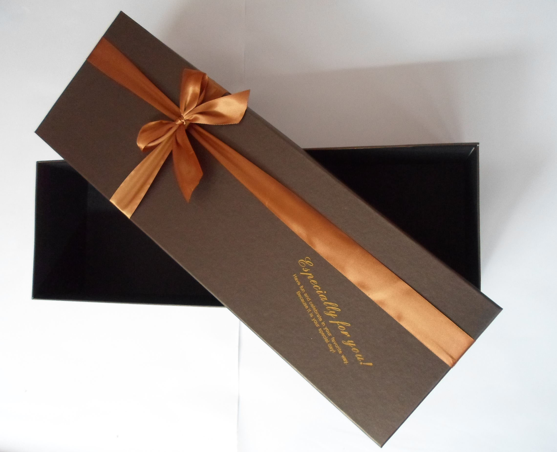 禮品包裝盒廠家-廣州駿業(yè)包裝實(shí)業(yè)有限公司 禮品包裝盒廠家