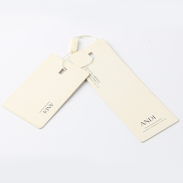 銅版紙吊牌訂做的2大優勢 銅版紙吊牌訂做的2大優勢