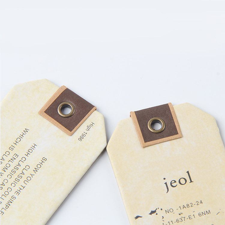 銅版紙吊牌訂做的2大優勢 銅版紙吊牌訂做的2大優勢