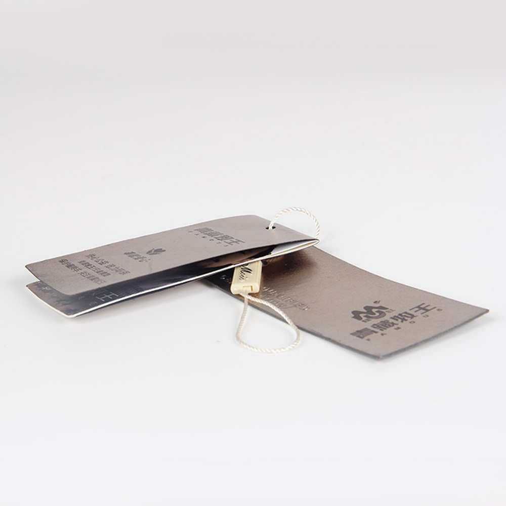 吐槽當(dāng)今牛仔褲紙牌設(shè)計(jì)的行業(yè)發(fā)展現(xiàn)狀 吐槽當(dāng)今牛仔褲紙牌設(shè)計(jì)的行業(yè)發(fā)展現(xiàn)狀