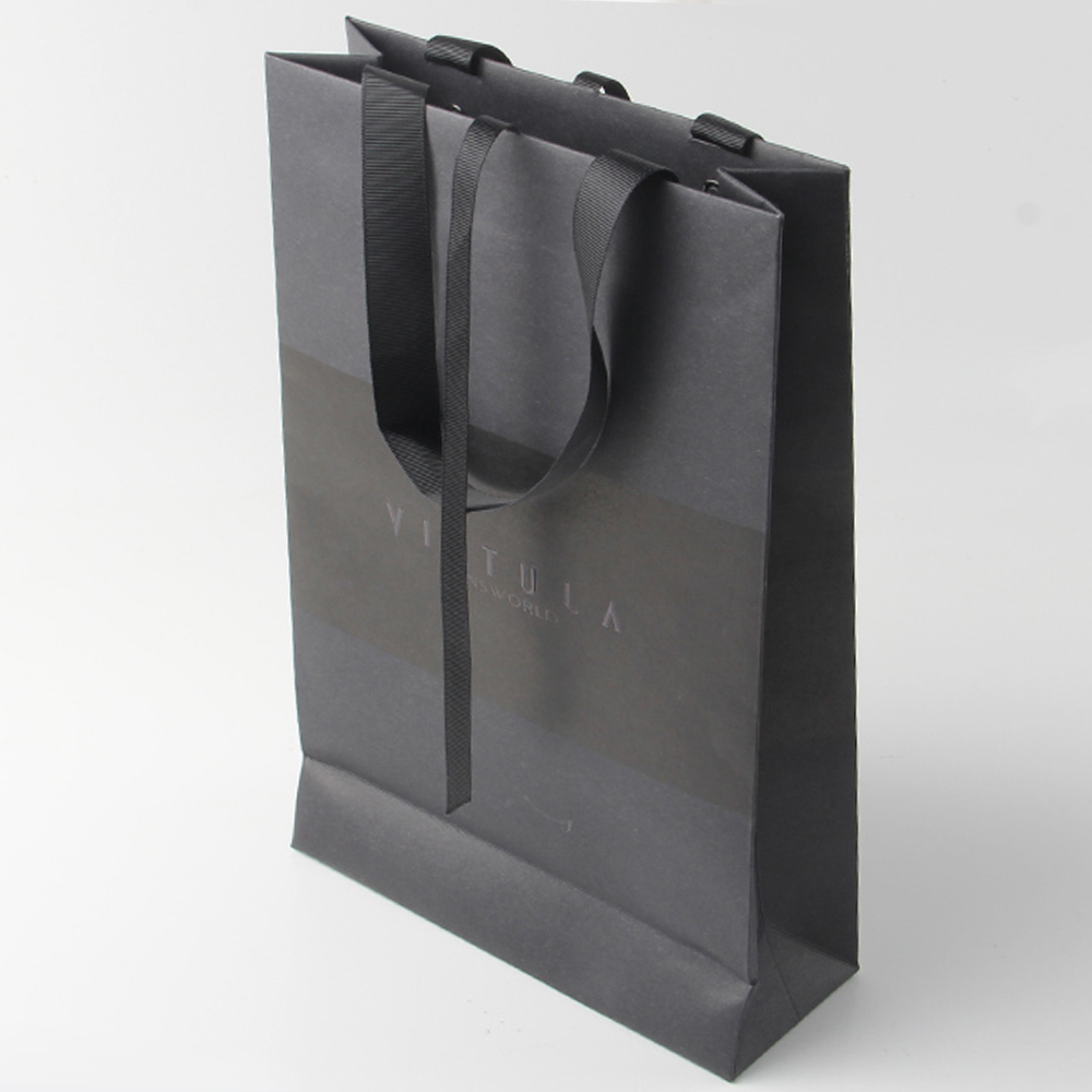 大膽地為環繞屏手機作紙袋設計