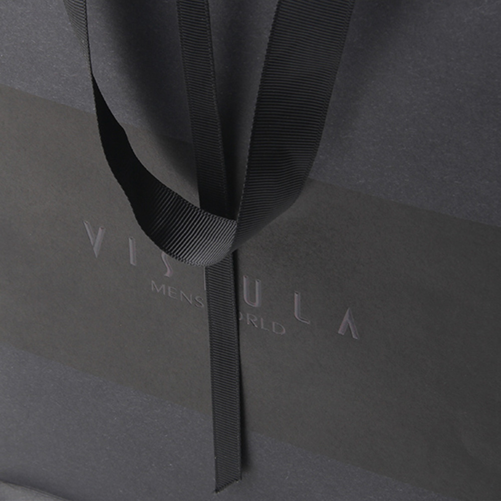 大膽地為環繞屏手機作紙袋設計