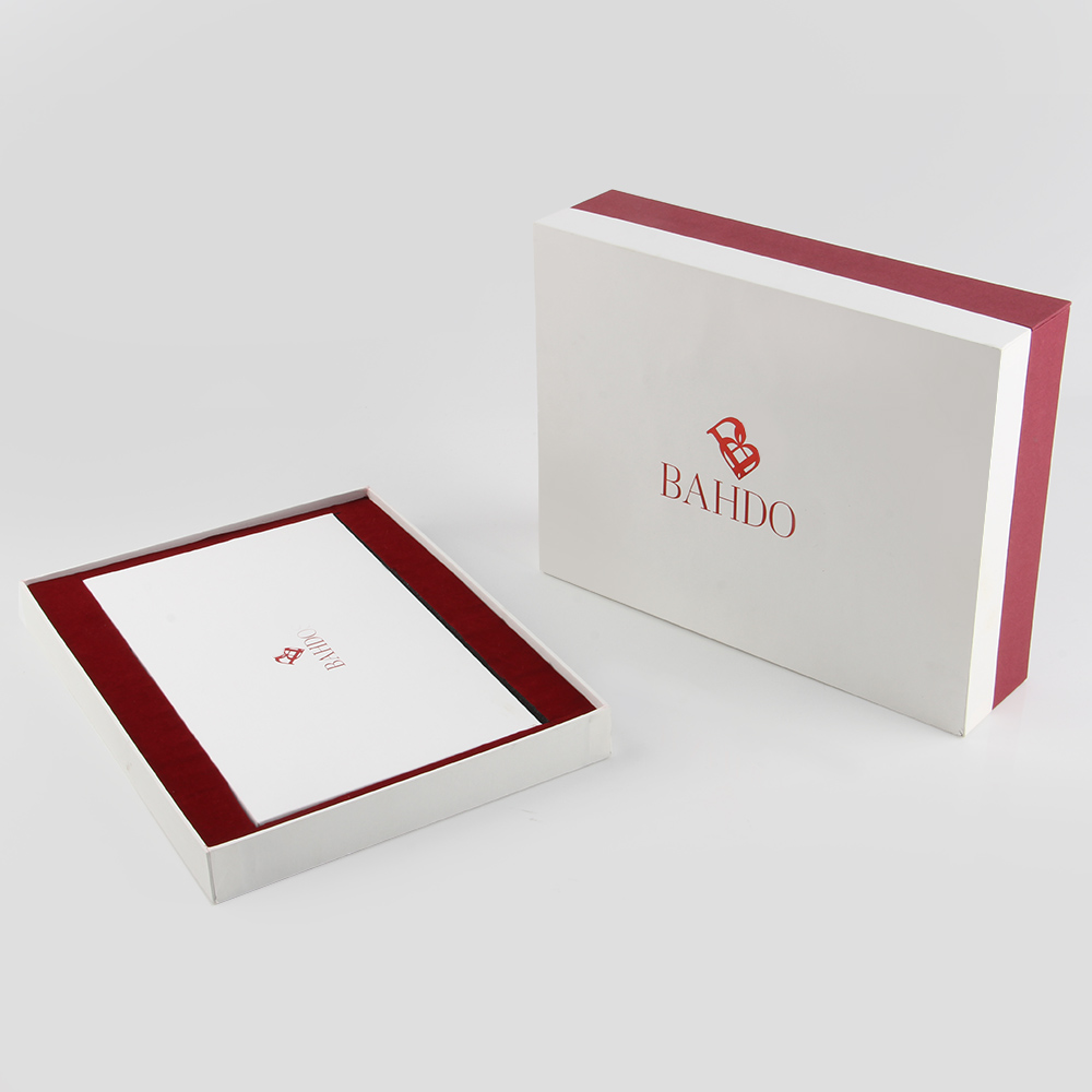 疫情期間首飾精裝盒定做盡量避免選擇復雜顏色 疫情期間首飾精裝盒定做盡量避免選擇復雜顏色